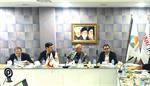 بازدید دکتر موثقی نیا از صندوق بیمه سرمایه گذاری فعالیت های معدنی